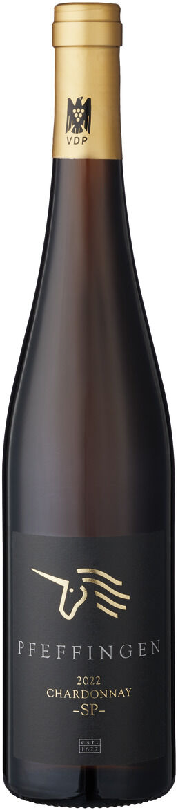 Eine Flasche 2012 Chardonnay aus der Pfalz, produziert von Pfeffingen. Die Flasche hat ein schwarzes Etikett mit goldener Schrift und einem goldenen Flaschenhals.